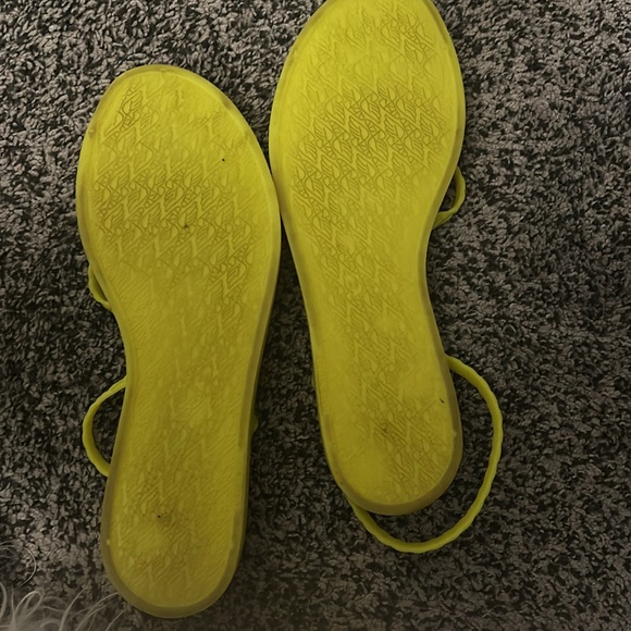 Ancient Greek Eleftheria yellow sandals 9.5 - Picture 2 of 2